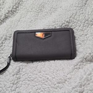 SIMPLY VERA WALLET